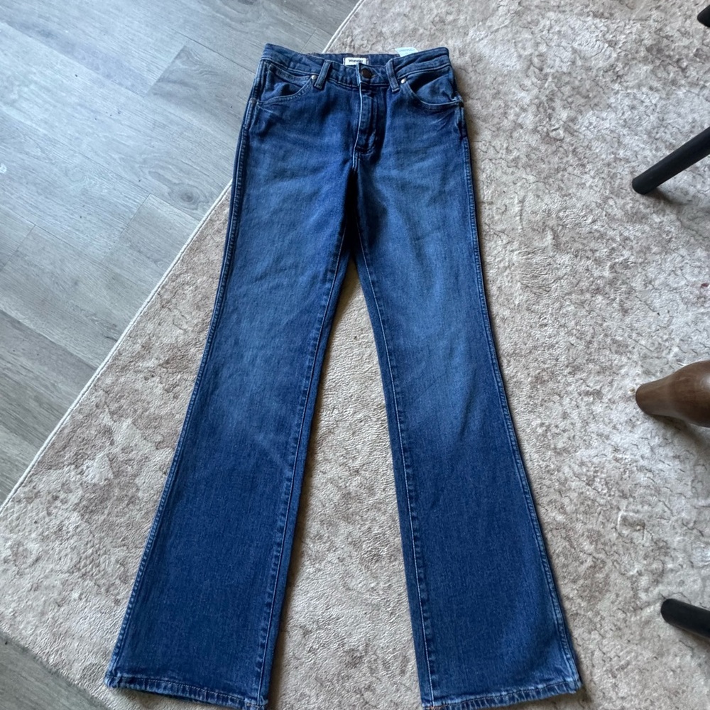 Wrangler Women's Flare Jeans in Deep Blue